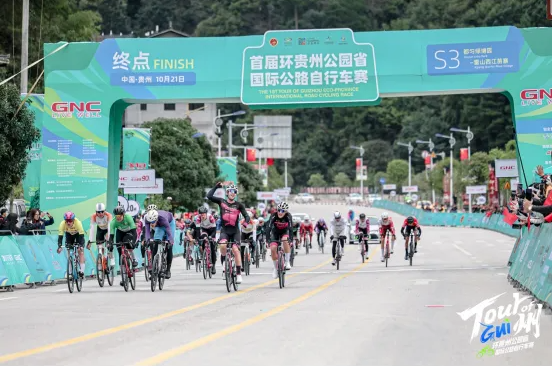 当地气候, 大集团始终